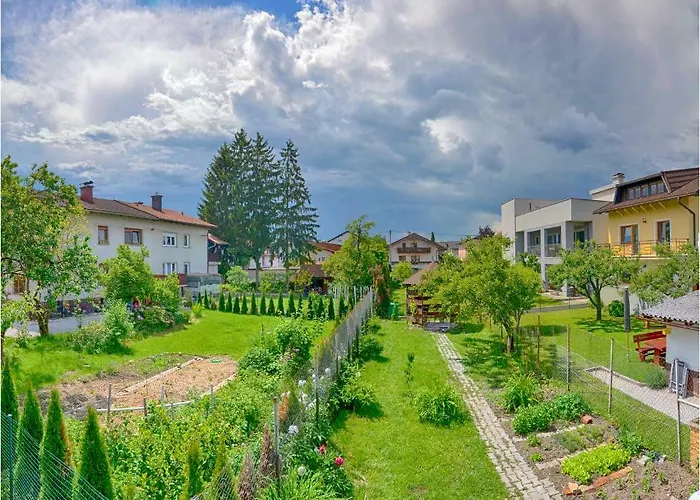 Apartment Southwest 2 Semi-basement *